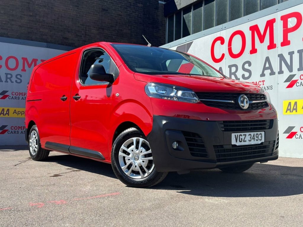 Vauxhall Vivaro 1.5L Dynamic 6Dr Red