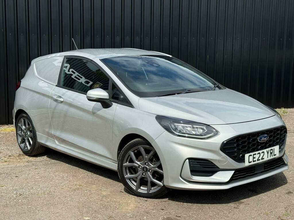 Ford Fiesta Sport 1.0T Ecoboost Van Silver