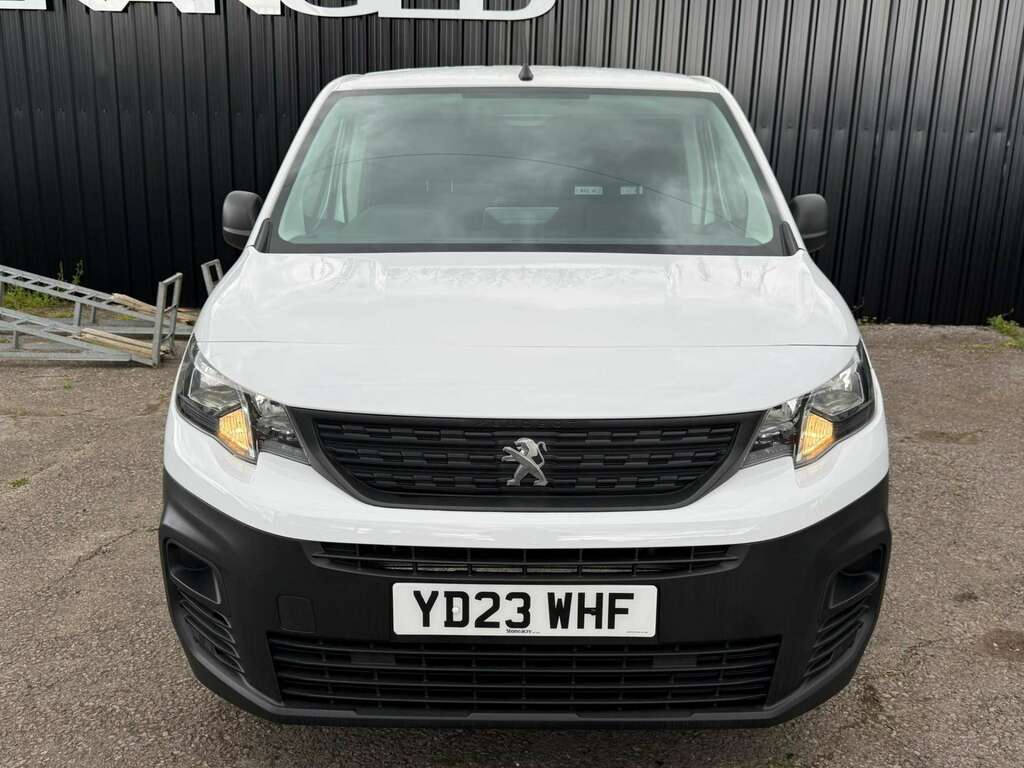 Peugeot Partner 1.5 L2h1 Professional Premium XL Bluehdi YD23WHF White #6