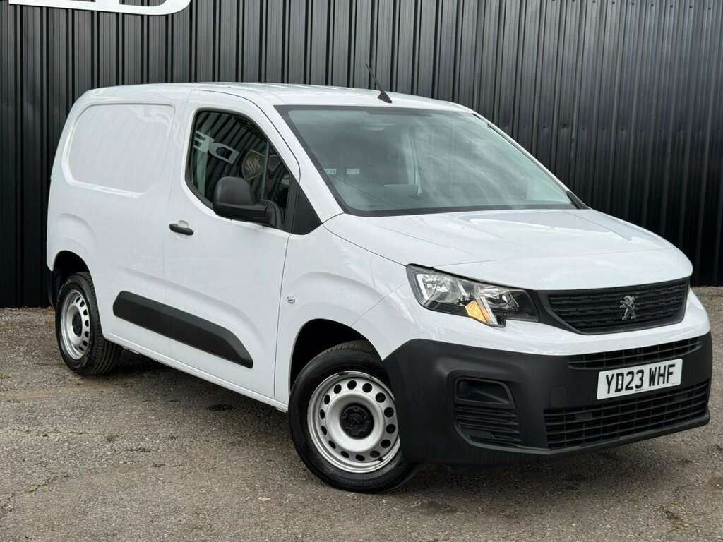 Peugeot Partner 1.5 L2h1 Professional Premium XL Bluehdi White