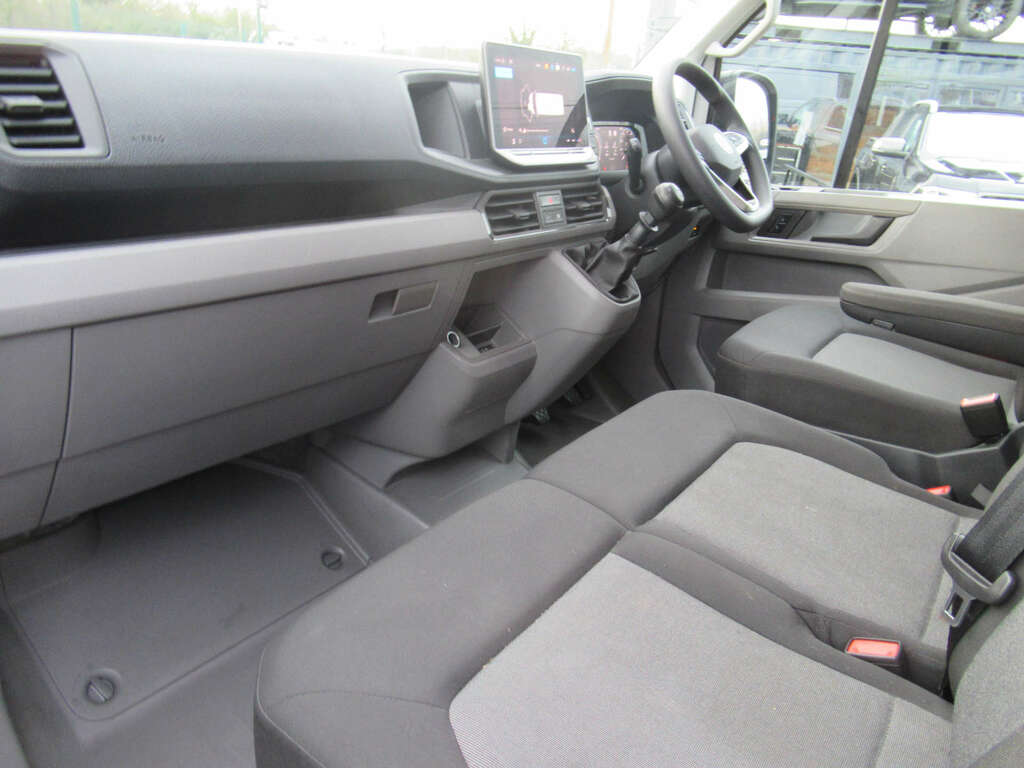 Volkswagen Crafter 2.0 Cr35 Commerce Tdi YG74UBY White #5