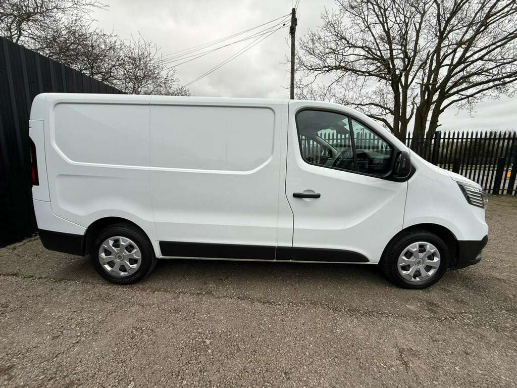 Renault Trafic 2.0 Sl28 Business Blue Dci FP72YKM White #5