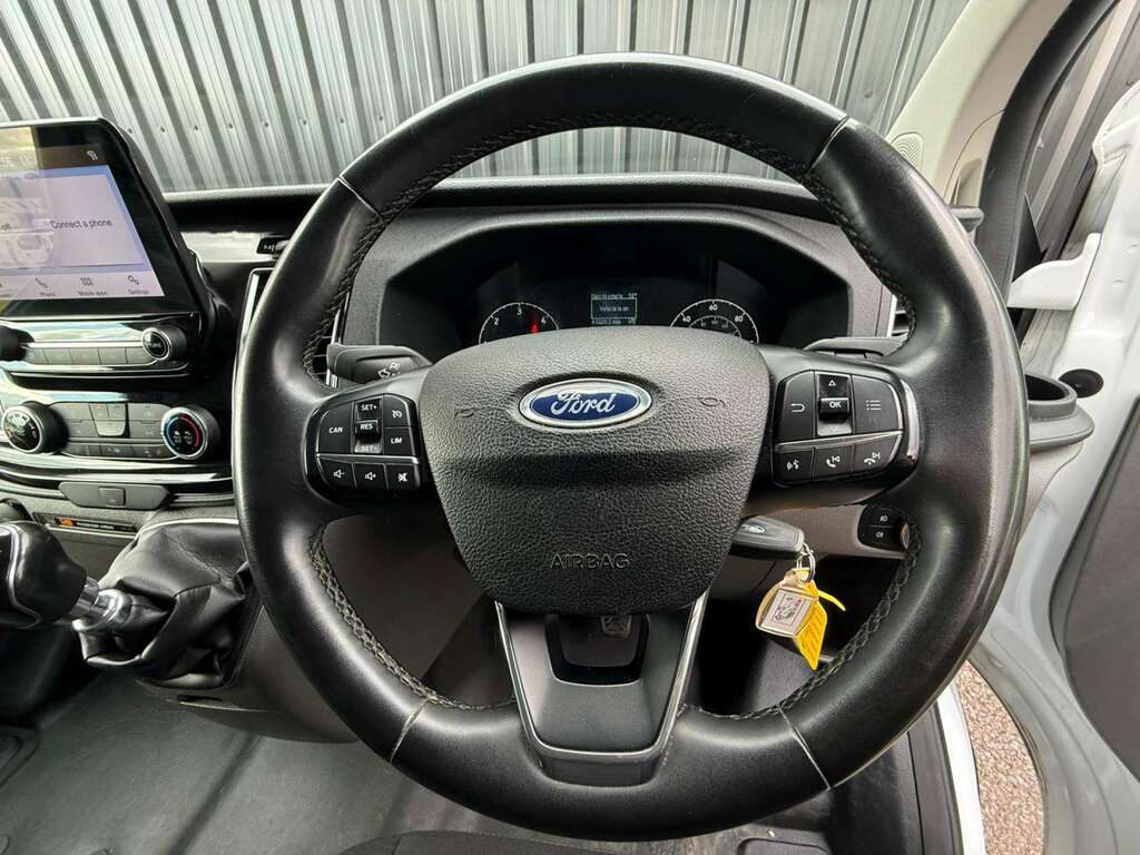 Ford Transit Custom 2.0 Swb L1h1 300 Limited Ecoblue EJ73FJN White #3