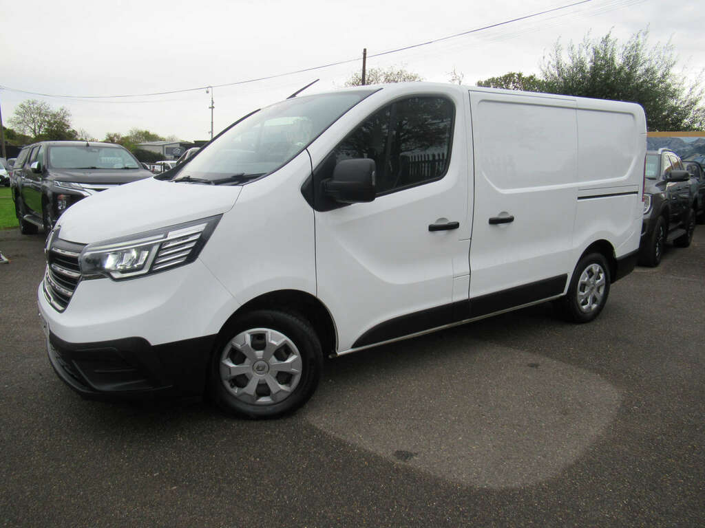 Renault Trafic 2.0 Sl28 Business Blue Dci CA22FVT White #6