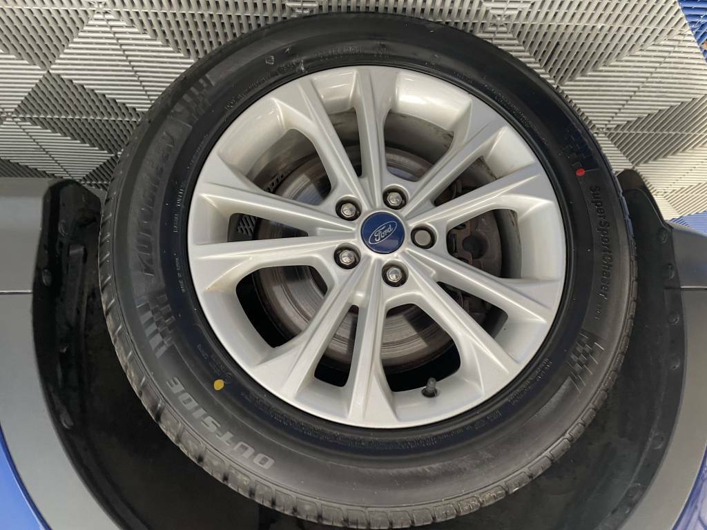 Ford Kuga Estate 1.5 Tdci Titanium Blue