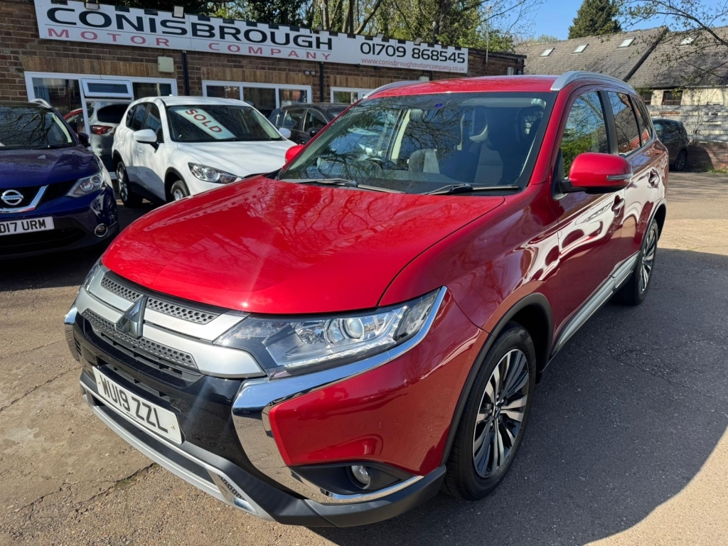Mitsubishi Outlander Estate 2.0 Juro Red