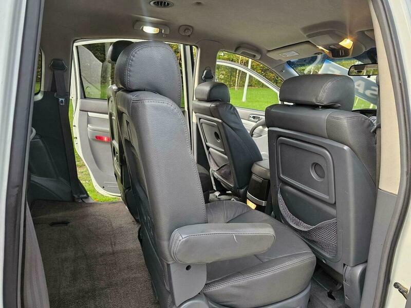 SsangYong Rodius 2.0 E-xdi Es T-tronic Euro 5 Grey #33