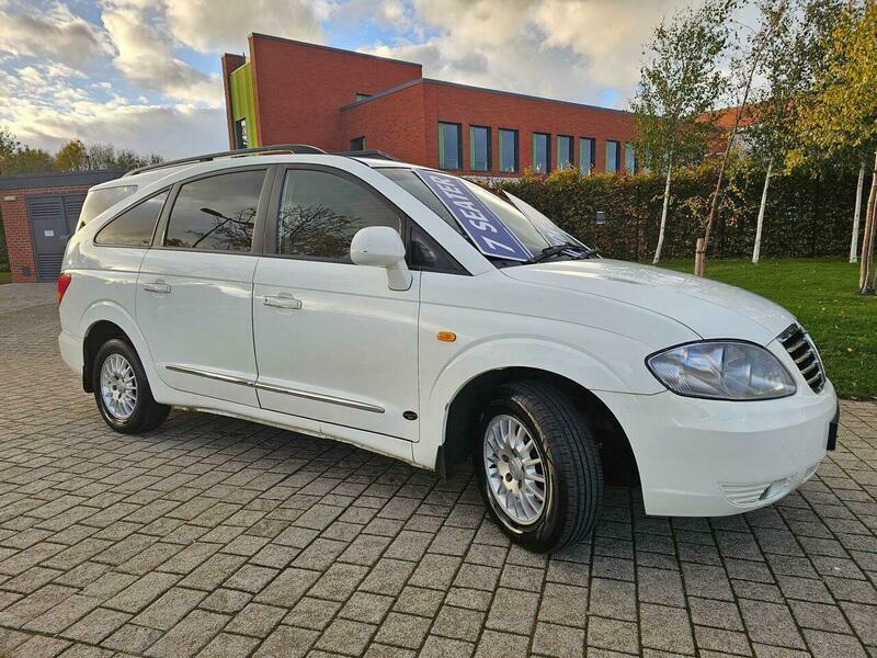 SsangYong Rodius 2.0 E-xdi Es T-tronic Euro 5 Grey #6