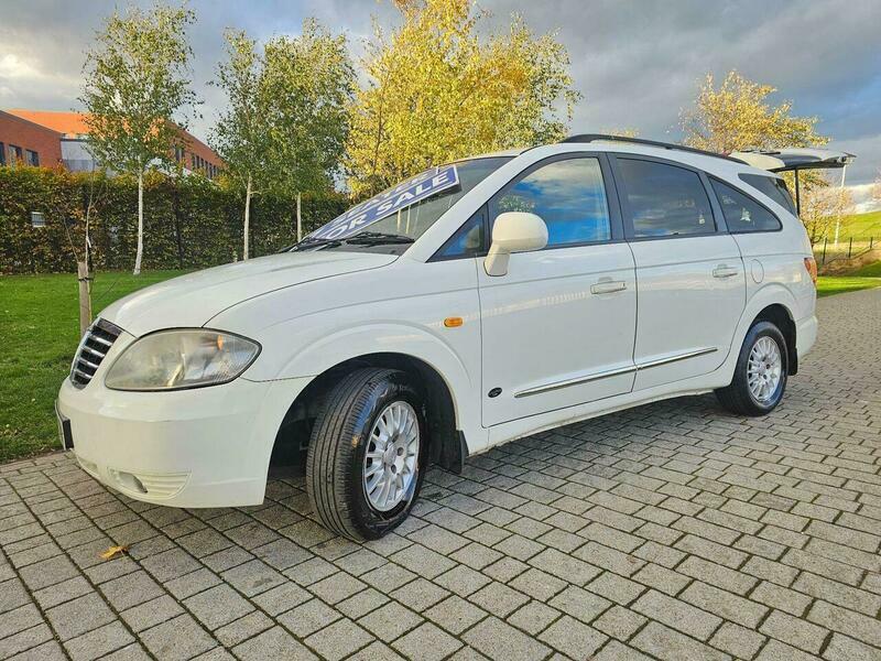SsangYong Rodius 2.0 E-xdi Es T-tronic Euro 5 Grey #3