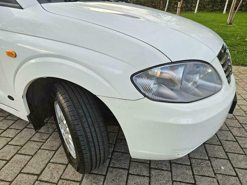 SsangYong Rodius 2.0 E-xdi Es T-tronic Euro 5 Grey #39