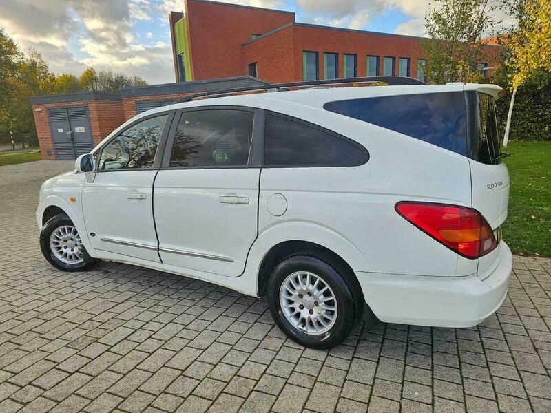 SsangYong Rodius 2.0 E-xdi Es T-tronic Euro 5 Grey #18