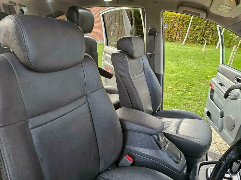 SsangYong Rodius 2.0 E-xdi Es T-tronic Euro 5 Grey #29