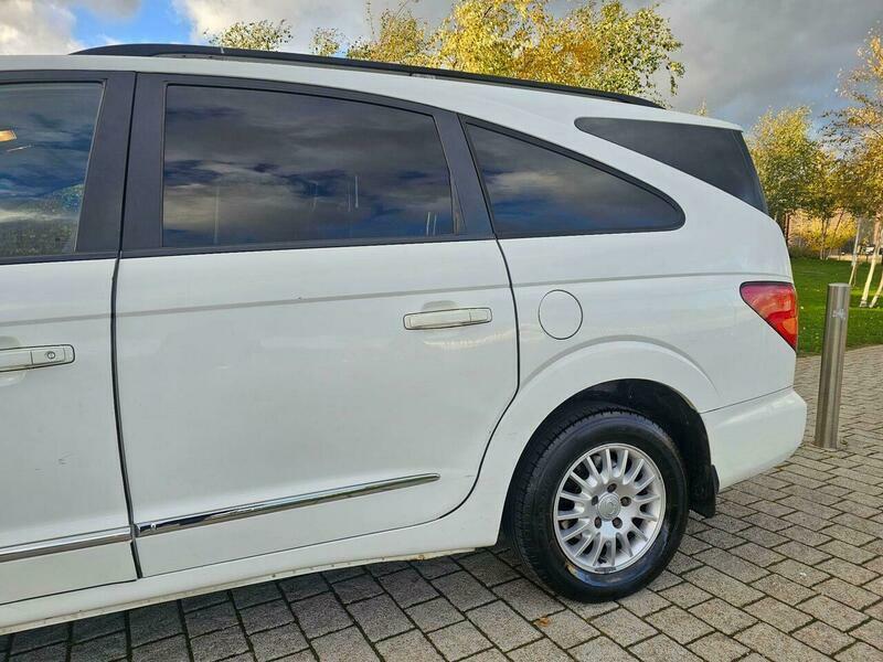 SsangYong Rodius 2.0 E-xdi Es T-tronic Euro 5 Grey #40