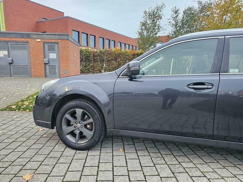 Subaru Outback 2.0D S Outback - 2013 13 Blue #19