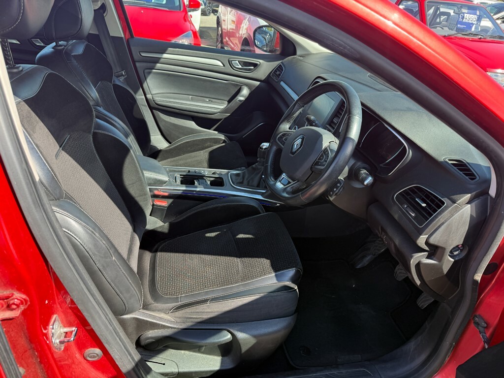 Renault Megane Dynamique Nav Dci PL17DLF Red #6