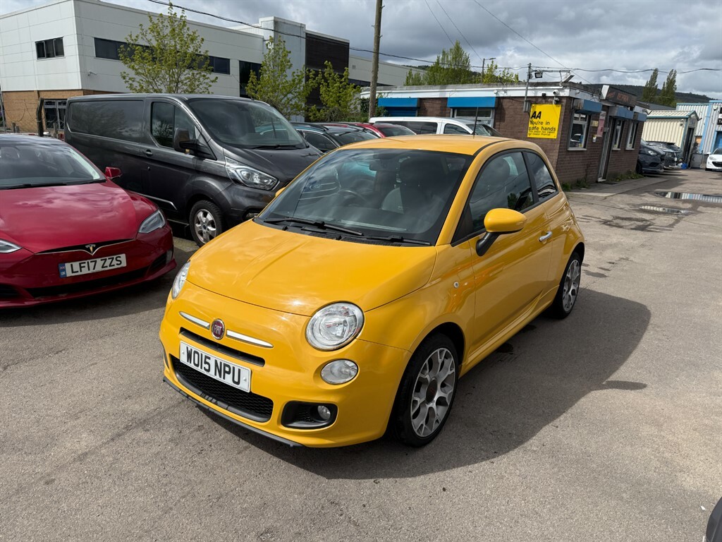 Fiat 500 S Yellow