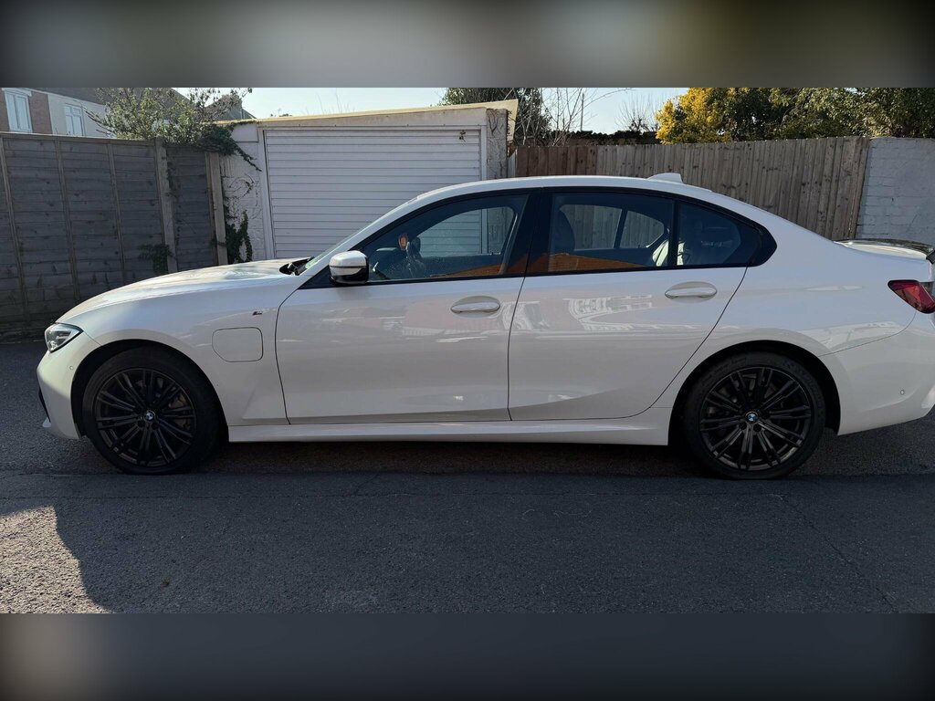 BMW 3 Series 2.0 330E 12Kwh M Sport Xdrive Euro 6 Ss NL21TDZ White #2