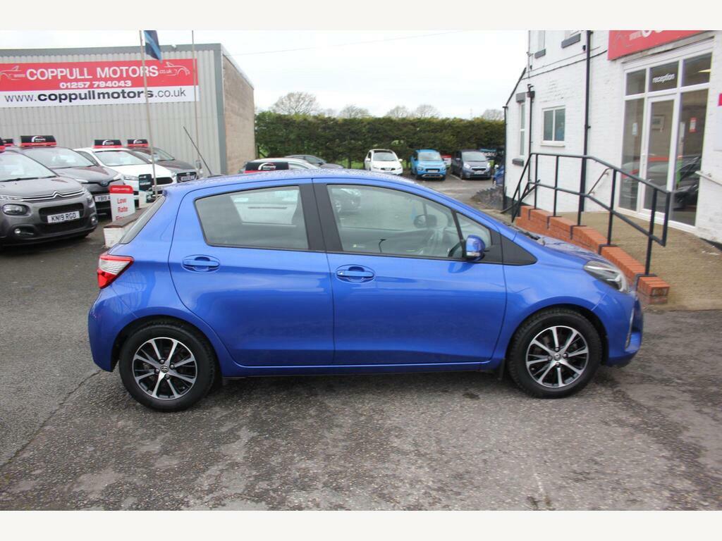 Toyota Yaris 1.5 Vvt-i Icon Tech Euro 6 YD18DTA Blue #3