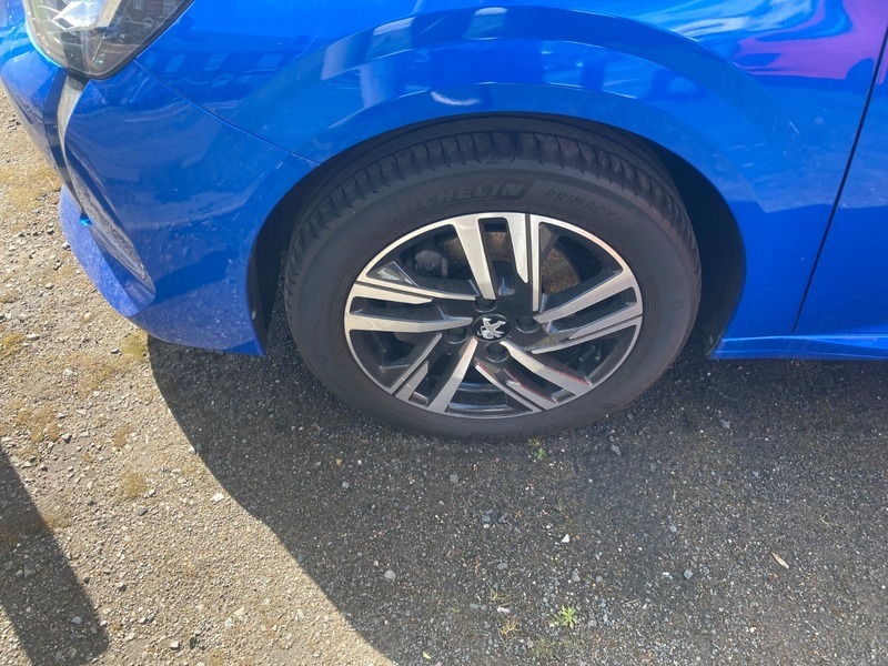 Peugeot 208 1.2 Puretech Allure Premium BT72AZZ Blue #4