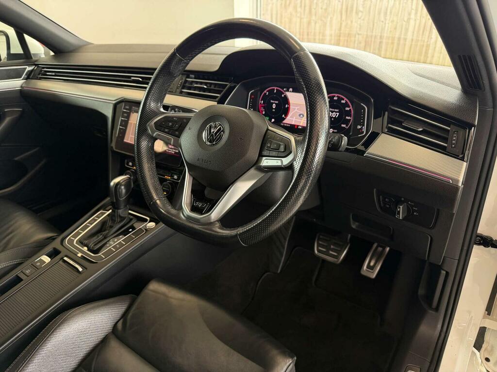 Volkswagen Passat Estate 2.0 Tdi Evo R-line Dsg Euro 6 Ss 20 GL20LLF White #3