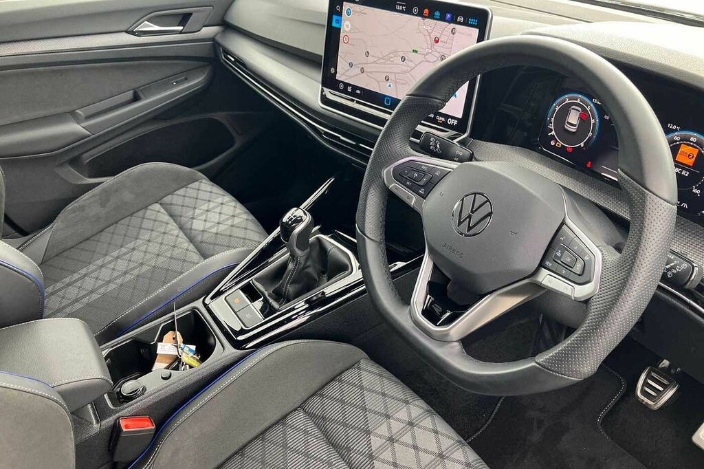 Volkswagen Golf 1.5 Tsi 150 R-line GF25YKR Black #6