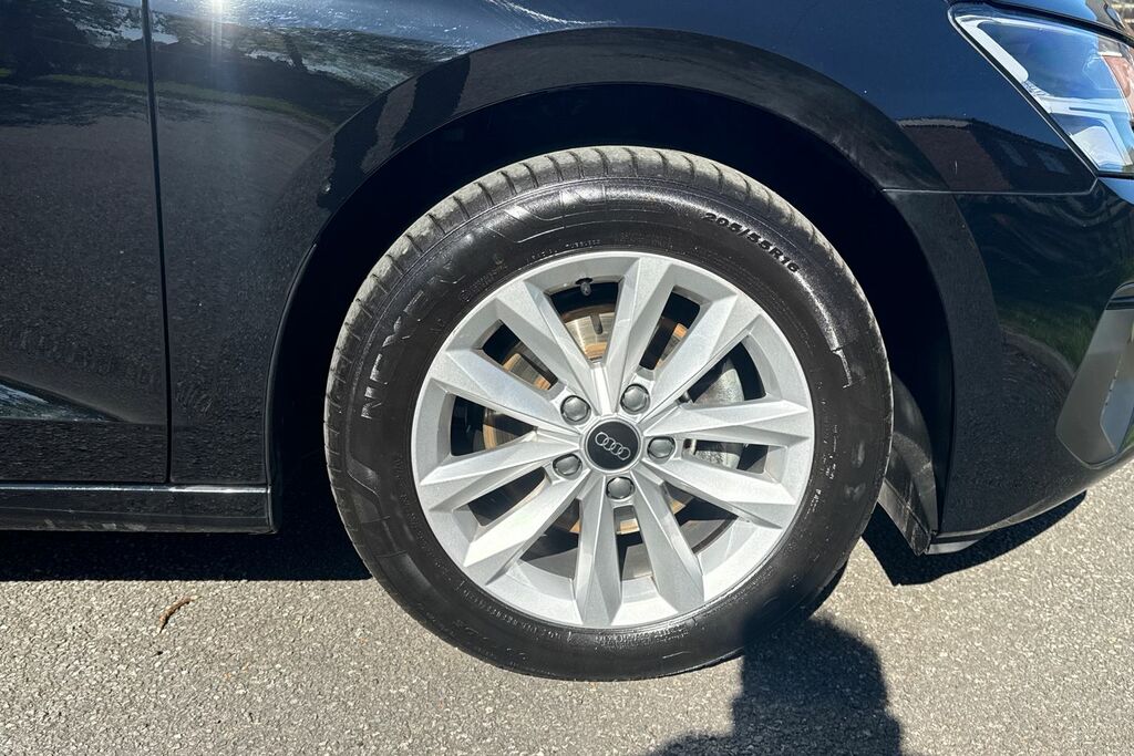 Audi A3 Sportback Tfsi Technik ML22YDR Black #5
