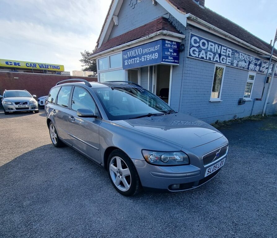 Volvo V50 Se 2.0-D-136bhp 6 Speed Sportswagen Sl05 Lr 