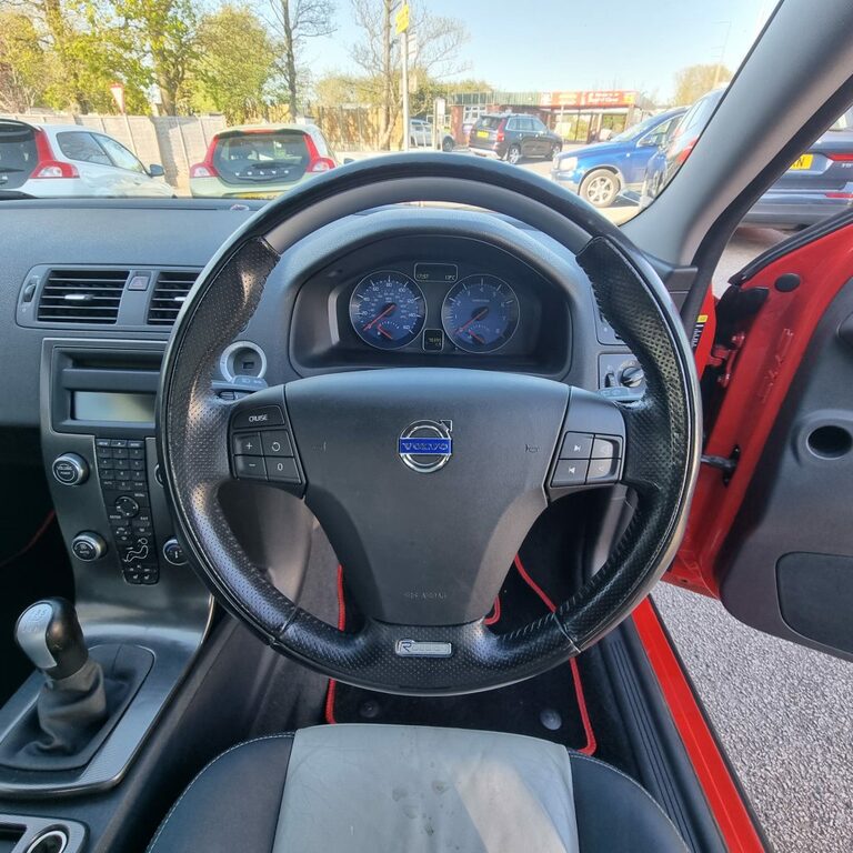Volvo C30 R-design 1.6-100Bhp 5 Speed Sports Coupe Nv  #3