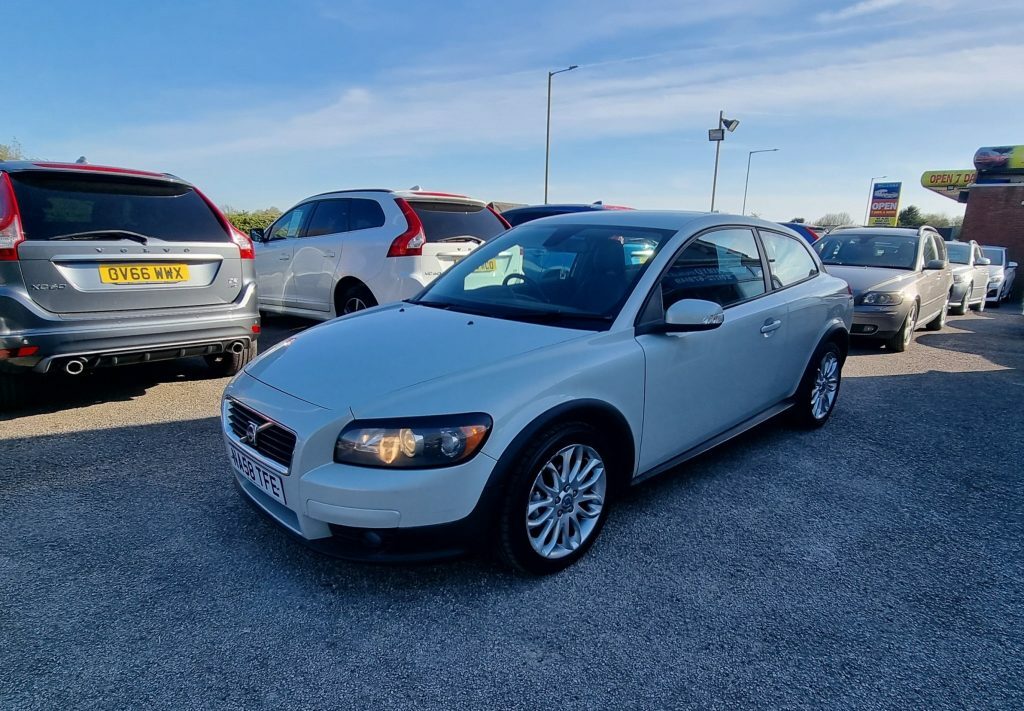 Volvo C30 Se 1.6-D-109 5 Speed Sports Coupe Na58 Tfe  #2