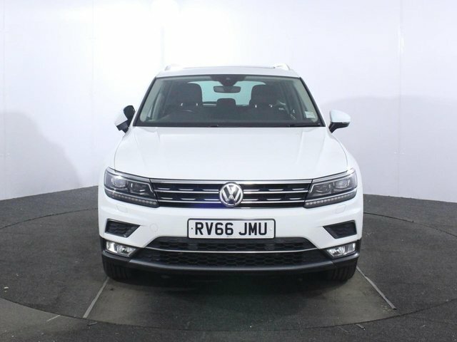 Volkswagen Tiguan 2.0 Tdi Bluemotion Tech Sel Suv Dsg 4Mo RV66JMU White #2
