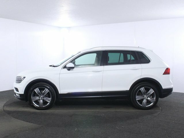 Volkswagen Tiguan 2.0 Tdi Bluemotion Tech Sel Suv Dsg 4Mo RV66JMU White #4