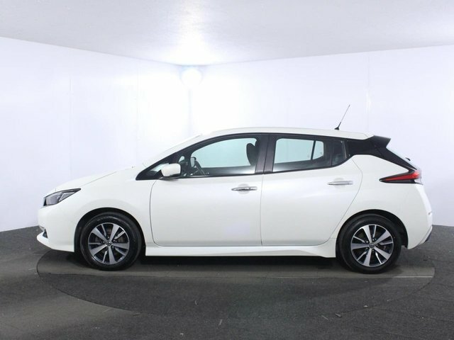 Nissan Leaf 40Kwh Acenta Hatchback 150 Ps CU71SGO White #4