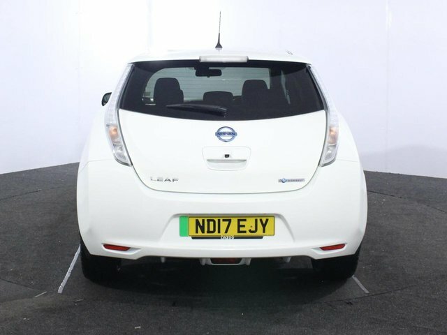 Nissan Leaf 30Kwh Tekna Hatchback 109 Bhp ND17EJY White #6