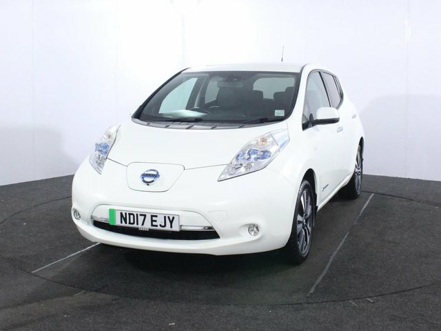 Nissan Leaf 30Kwh Tekna Hatchback 109 Bhp ND17EJY White #3