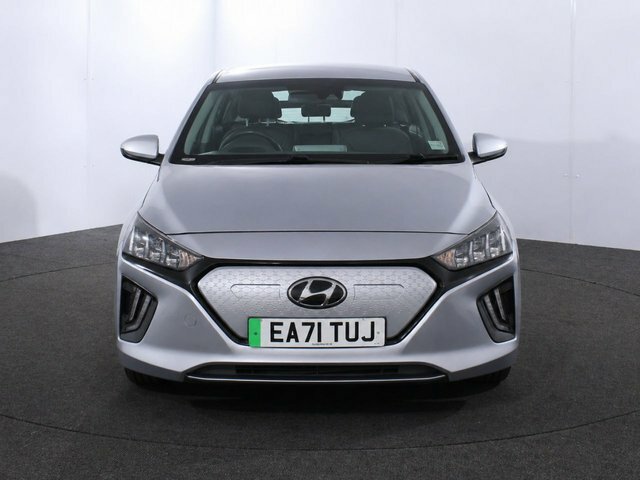 Hyundai Ioniq 38.3Kwh Premium Hatchback 136 P EA71TUJ Silver #2