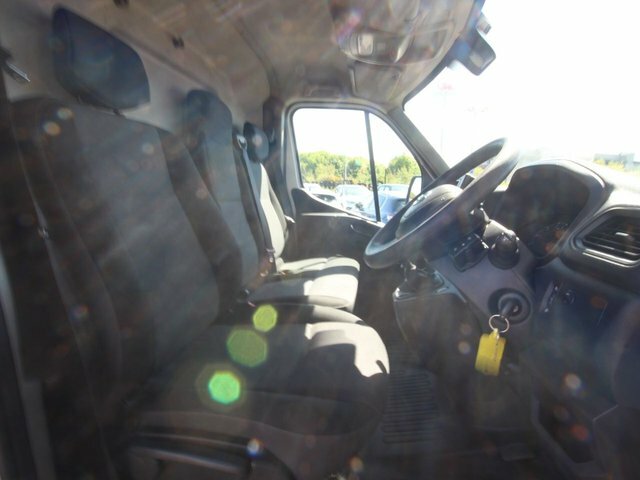 Nissan NV400 2.3 Dci 35 Tekna Panel Van Fwd L White #6