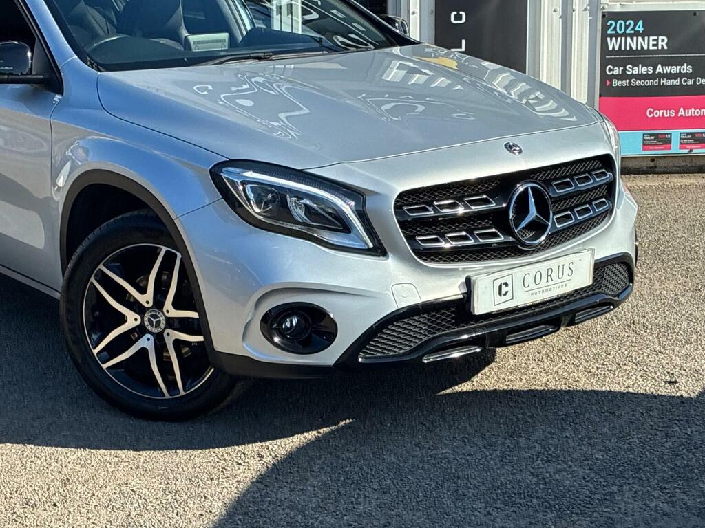 Mercedes-Benz GLA Class Suv 1.6 Gla180 Urban Edition Euro 6 Ss 201 DF68YPC Silver #5