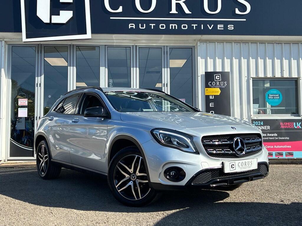 Mercedes-Benz GLA Class Suv 1.6 Gla180 Urban Edition Euro 6 Ss 201 DF68YPC Silver #4