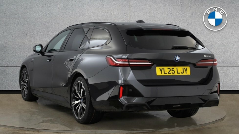 BMW 5 Series 530E M Sport Touring YL25LJY Grey #2