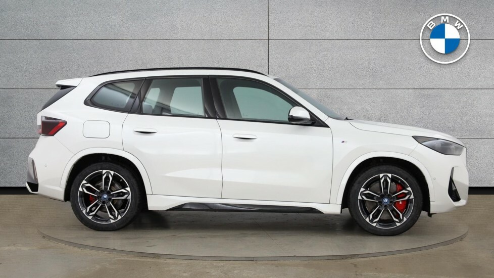 BMW iX1 Ix1 Xdrive30 M Sport YH75KBO White #3
