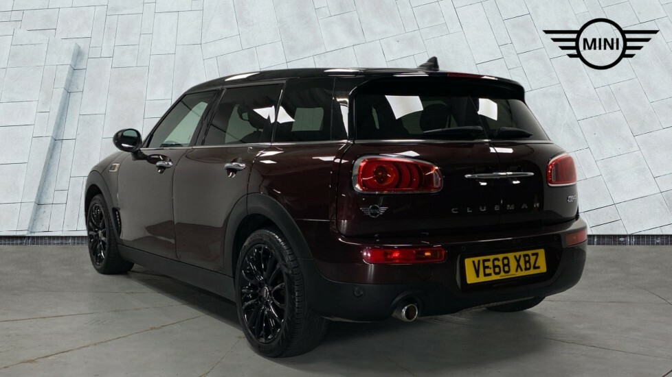 Mini Clubman Clubman Cooper Classic Red #2