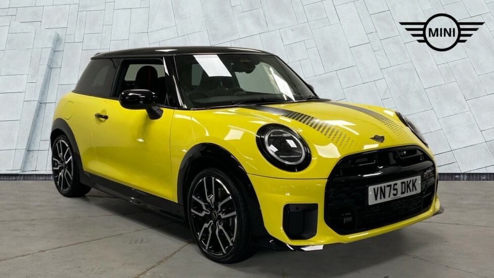 Mini Hatch Cooper C Yellow