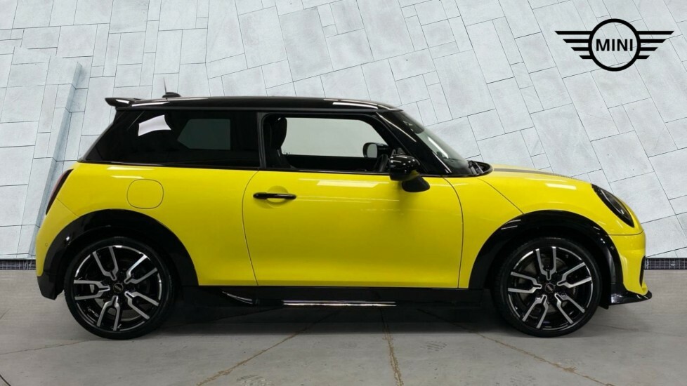 Mini Hatch Cooper C VN75DKK Yellow #3