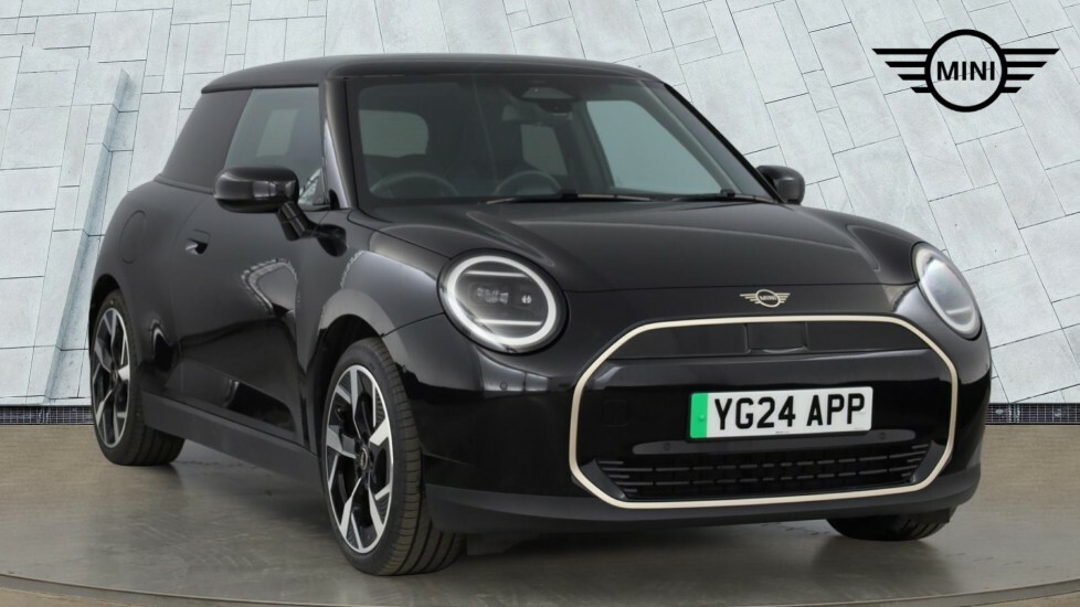 Mini Hatch Cooper E YG24APP Black