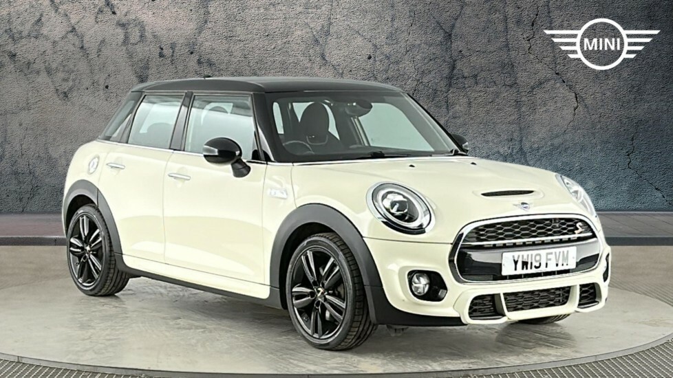Mini Hatch 5-Door Hatch Cooper S Sport YW19FVM White