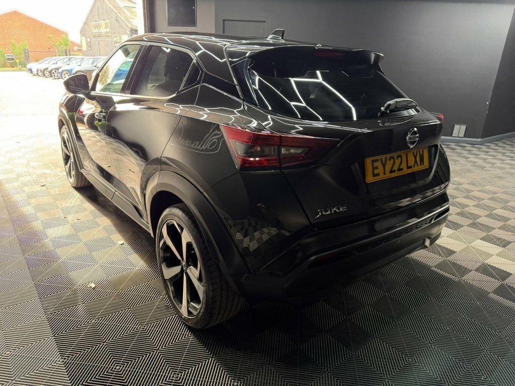 Nissan Juke 1.0 Dig-t Tekna Dct Euro 6 Ss EY22LXW Black #4