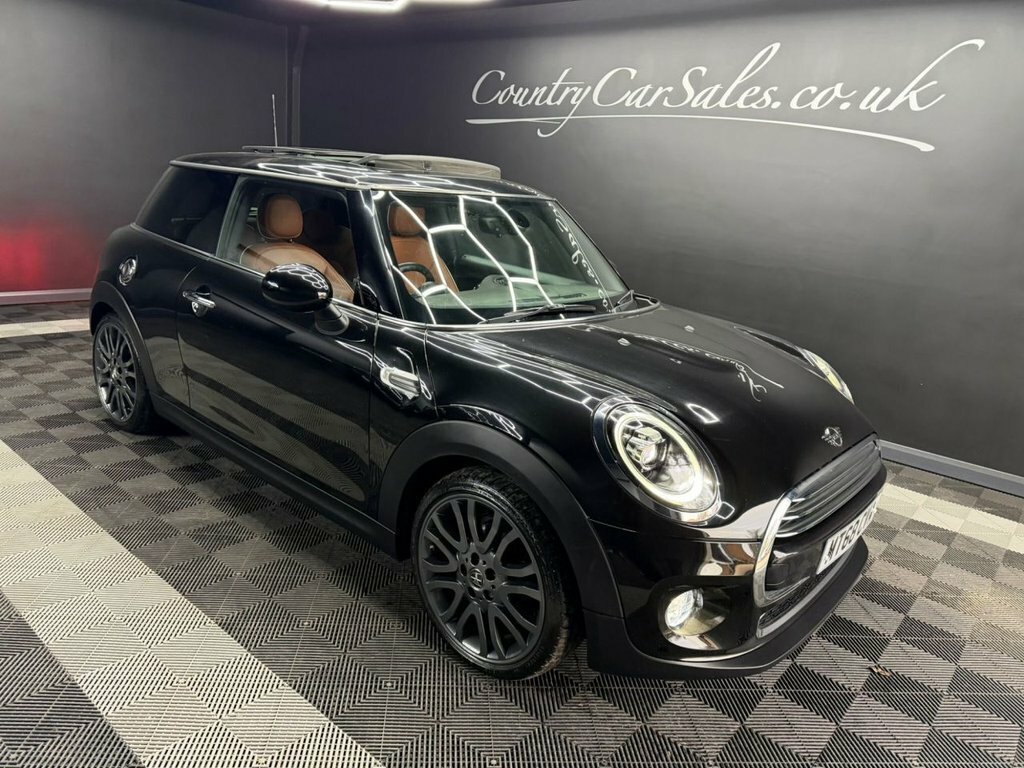 Mini Hatch 1.5 Cooper Hatchback Euro 6 Ss MT68CVA Black #2