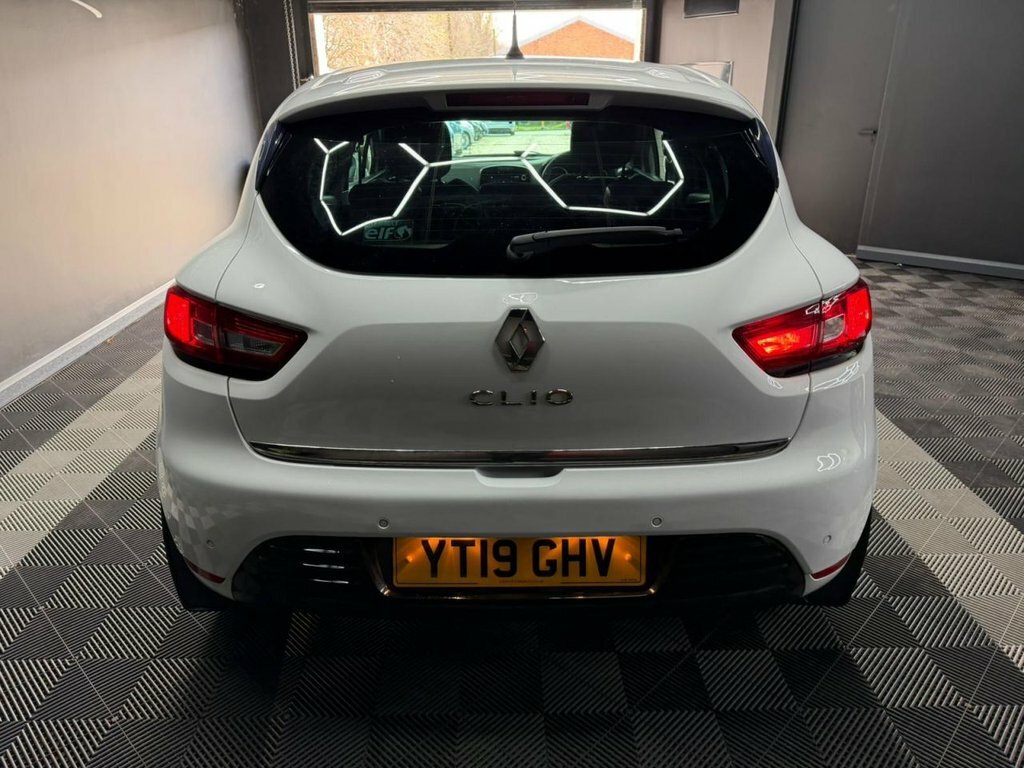 Renault Clio 1.5 Dci Iconic Hatchback Euro 6 YT19GHV White #6