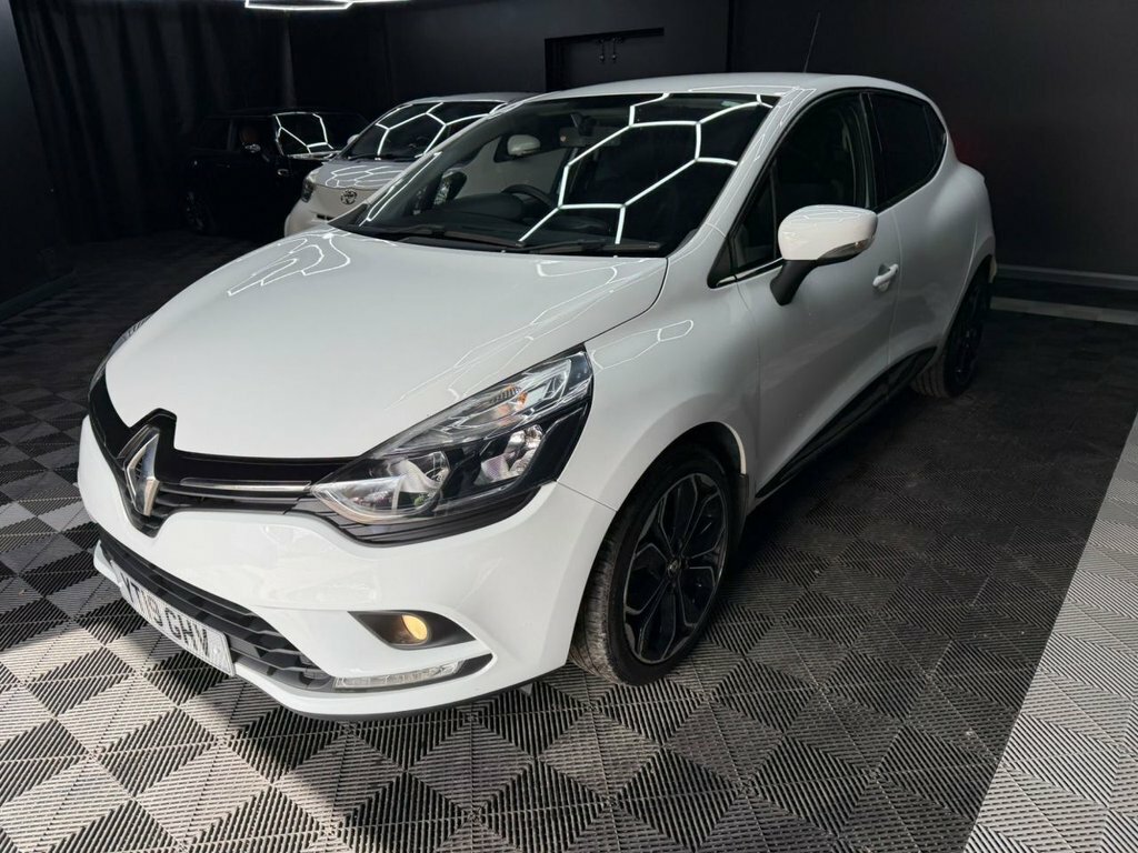 Renault Clio 1.5 Dci Iconic Hatchback Euro 6 YT19GHV White #3