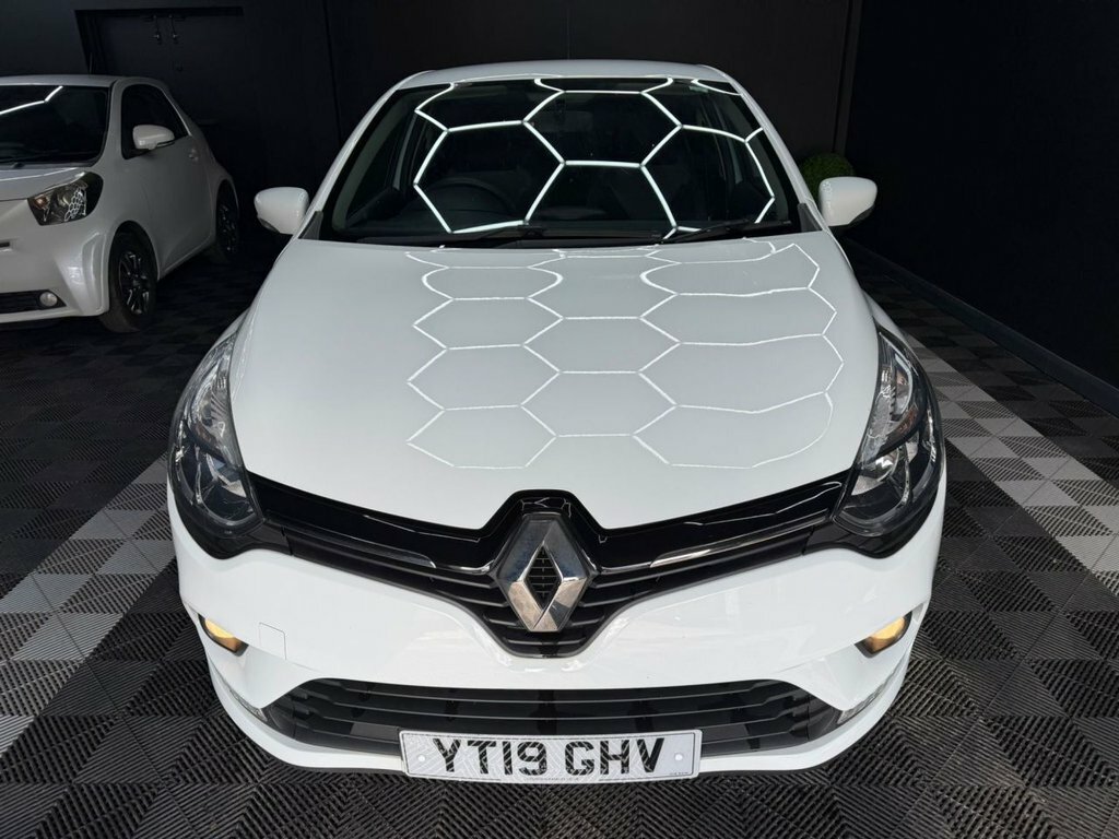 Renault Clio 1.5 Dci Iconic Hatchback Euro 6 YT19GHV White #5
